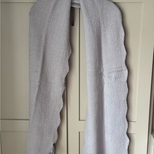 NWT INC International Concepts by Macy's Gray Knit Scarf Chevron Approx 11x76